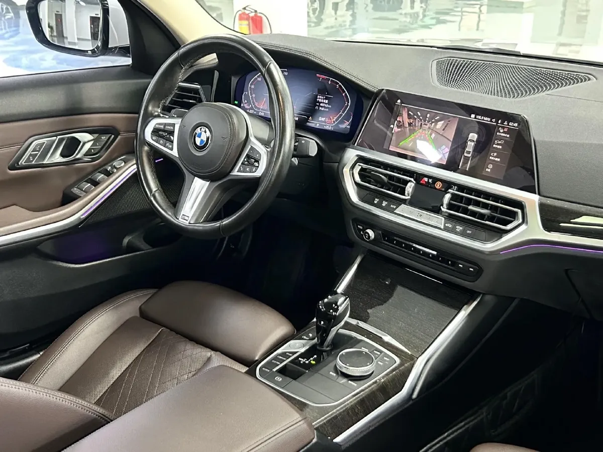 2022 BMW 3 Series 2.0T 184HP L4 8AT,autocango,china used car exporter,china ev exporter,chinese used car exporter,chinese used ev exporter