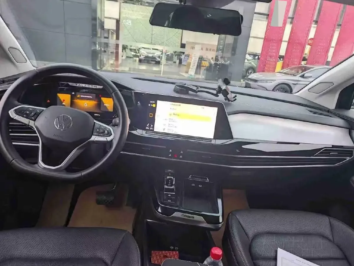 2023 Volkswagen Talagon 2.0T 220HP L4 7DCT,autocango,china used car exporter,china ev exporter,chinese used car exporter,chinese used ev exporter