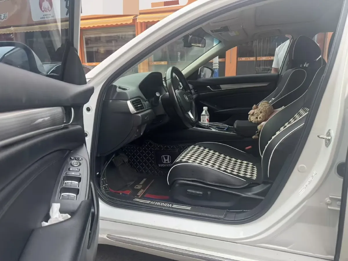 2021 Honda Accord 1.5T 194HP L4 CVT,autocango,china used car exporter,china ev exporter,chinese used car exporter,chinese used ev exporter