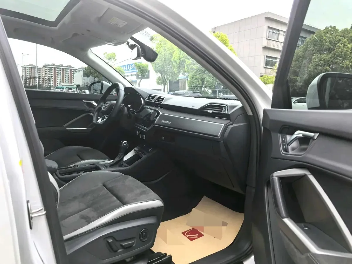 2022 Audi Q3 1.4T 150HP L4 7DCT,autocango,china used car exporter,china ev exporter,chinese used car exporter,chinese used ev exporter