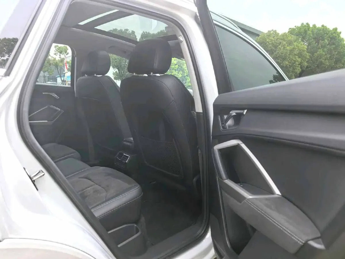 2022 Audi Q3 1.4T 150HP L4 7DCT,autocango,china used car exporter,china ev exporter,chinese used car exporter,chinese used ev exporter