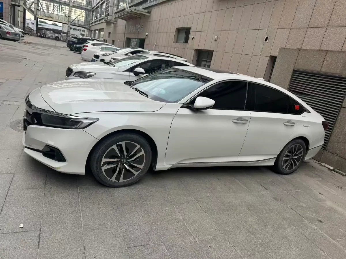 2022 Honda Accord 2.0L 146HP L4 E-CVT Hybrid,autocango,china used car exporter,china ev exporter,chinese used car exporter,chinese used ev exporter