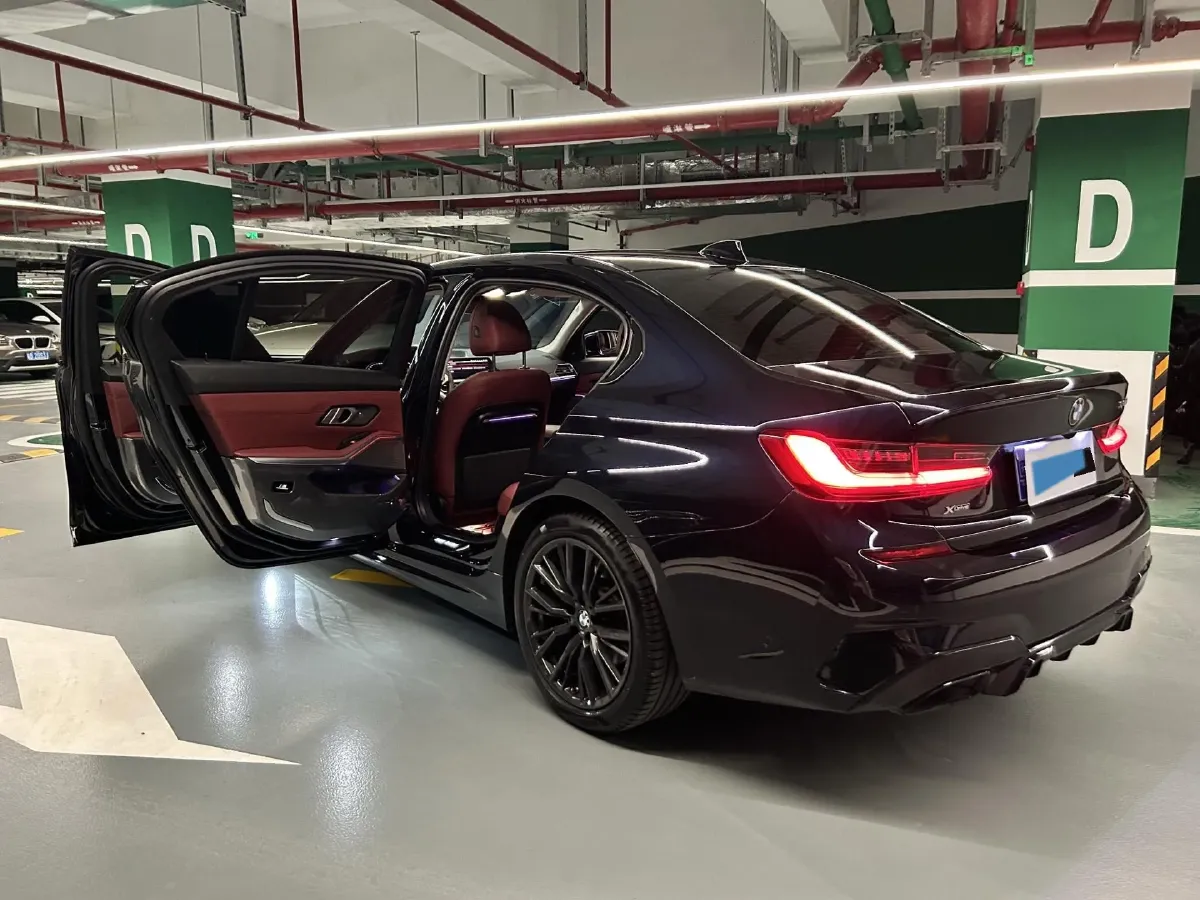 2022 BMW 3 Series 2.0T 184HP L4 8AT,autocango,china used car exporter,china ev exporter,chinese used car exporter,chinese used ev exporter