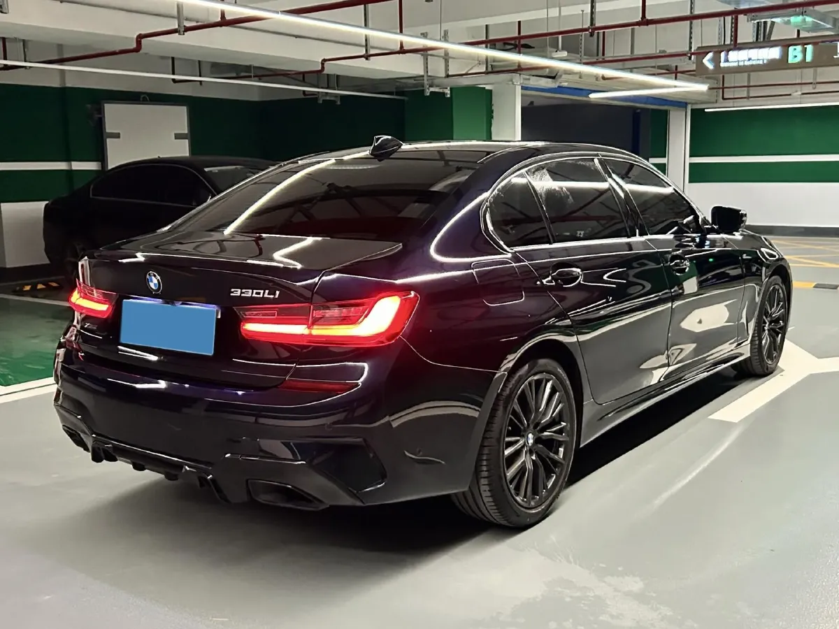 2022 BMW 3 Series 2.0T 184HP L4 8AT,autocango,china used car exporter,china ev exporter,chinese used car exporter,chinese used ev exporter