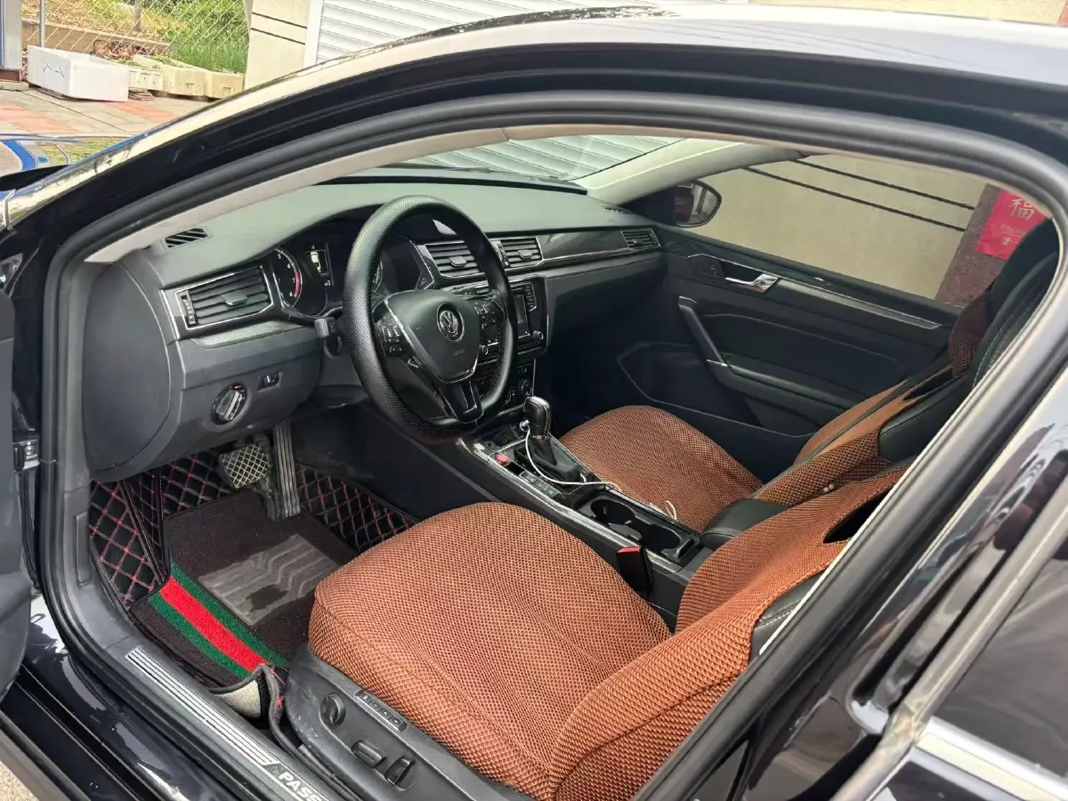 2017 Volkswagen Passat 1.8T 180HP L4 7DCT,autocango,china used car exporter,china ev exporter,chinese used car exporter,chinese used ev exporter