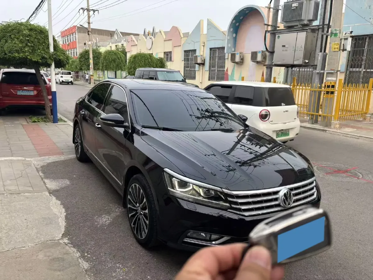 2017 Volkswagen Passat 1.8T 180HP L4 7DCT,autocango,china used car exporter,china ev exporter,chinese used car exporter,chinese used ev exporter