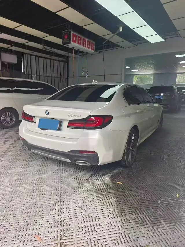 2023 BMW 5 Series 2.0T 245HP L4 8AT,autocango,china used car exporter,china ev exporter,chinese used car exporter,chinese used ev exporter