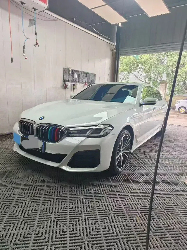 2023 BMW 5 Series 2.0T 245HP L4 8AT,autocango,china used car exporter,china ev exporter,chinese used car exporter,chinese used ev exporter