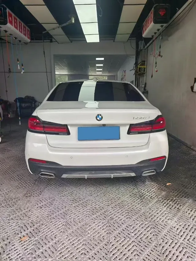 2023 BMW 5 Series 2.0T 245HP L4 8AT,autocango,china used car exporter,china ev exporter,chinese used car exporter,chinese used ev exporter