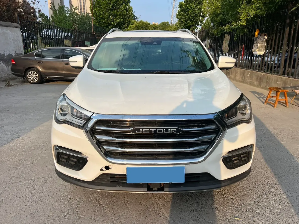 2020 Jetour X90 1.6T 197HP L4 7DCT,autocango,china used car exporter,china ev exporter,chinese used car exporter,chinese used ev exporter