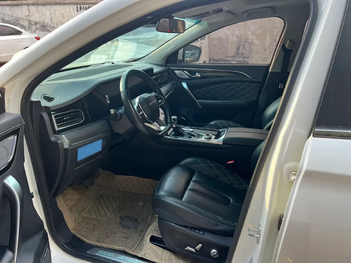 2020 Jetour X90 1.6T 197HP L4 7DCT,autocango,china used car exporter,china ev exporter,chinese used car exporter,chinese used ev exporter