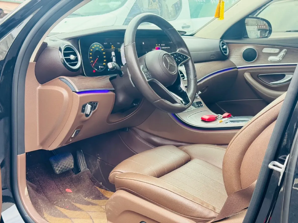 2022 Mercedes-Benz GLC Class 2.0T 258HP L4 9AT,autocango,china used car exporter,china ev exporter,chinese used car exporter,chinese used ev exporter