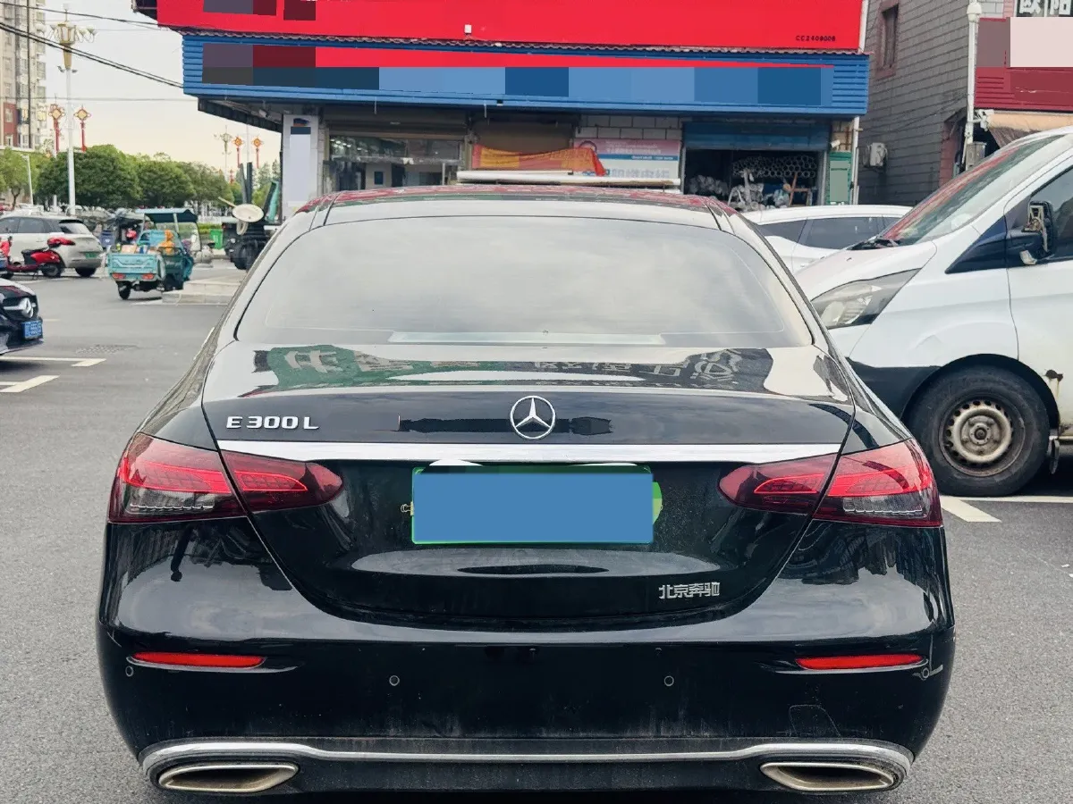 2022 Mercedes-Benz GLC Class 2.0T 258HP L4 9AT,autocango,china used car exporter,china ev exporter,chinese used car exporter,chinese used ev exporter