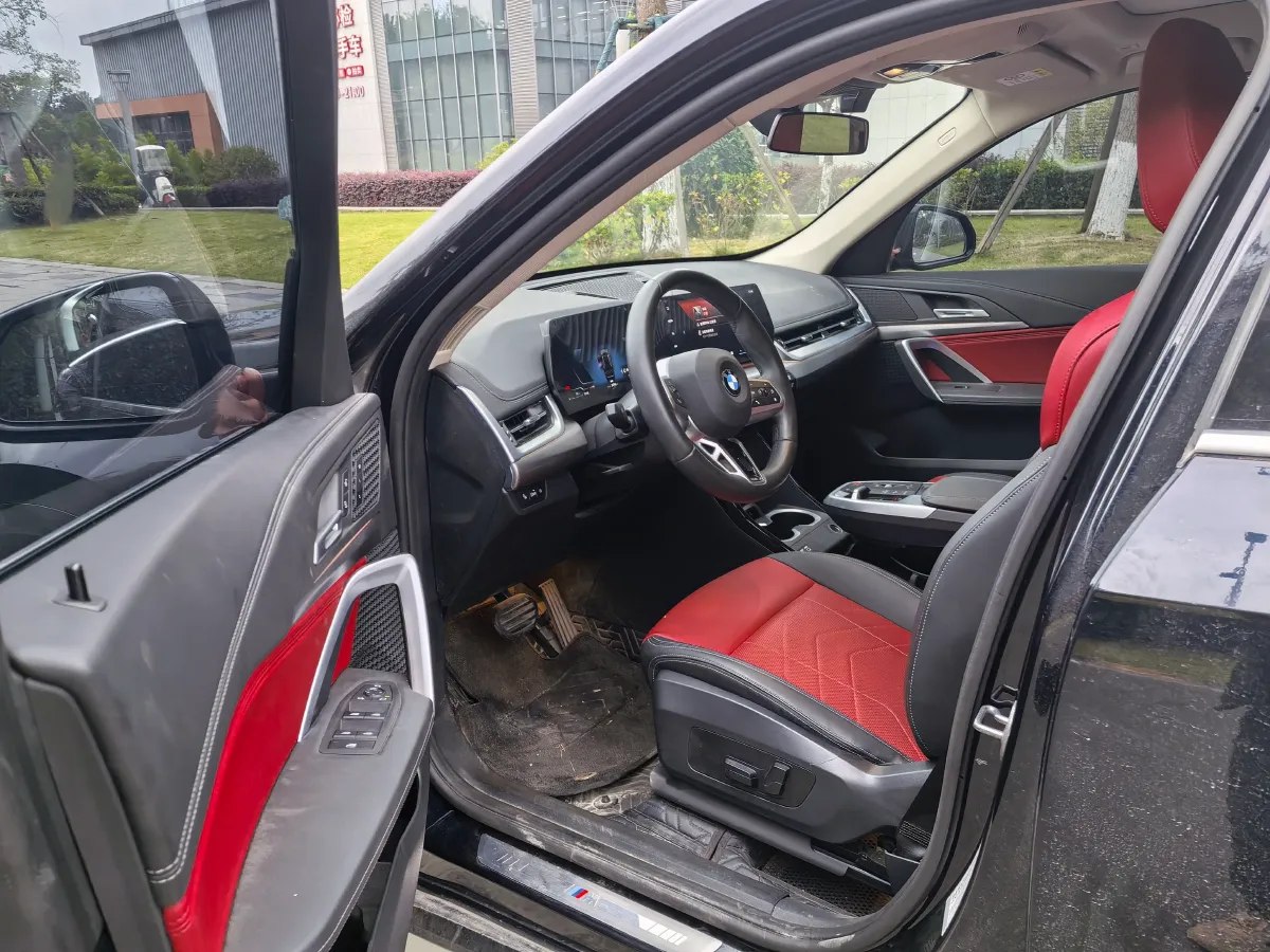 2024 BMW X1 2.0T 204HP L4 7DCT,autocango,china used car exporter,china ev exporter,chinese used car exporter,chinese used ev exporter