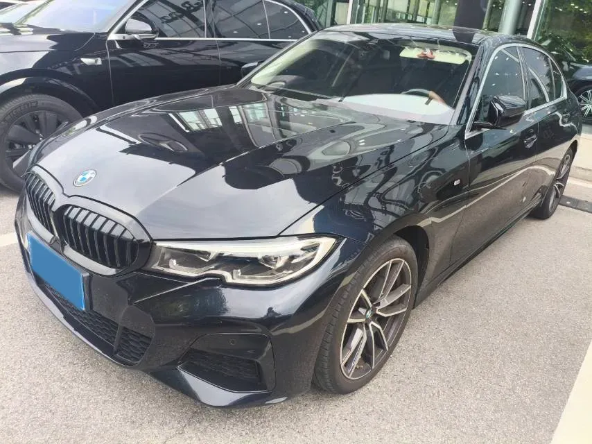 2022 BMW 3 Series 2.0T 184HP L4 8AT,autocango,china used car exporter,china ev exporter,chinese used car exporter,chinese used ev exporter