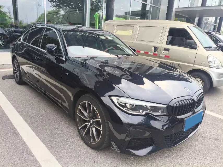 2022 BMW 3 Series 2.0T 184HP L4 8AT,autocango,china used car exporter,china ev exporter,chinese used car exporter,chinese used ev exporter