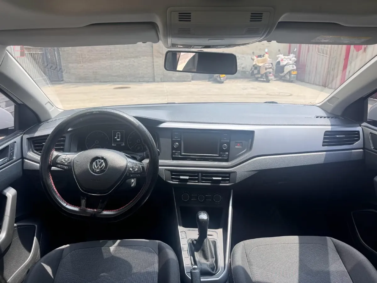 2019 Volkswagen Polo 1.5L 113HP L4 6AT,autocango,china used car exporter,china ev exporter,chinese used car exporter,chinese used ev exporter