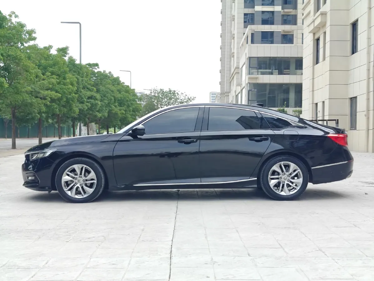 2018 Honda Accord 1.5T 194HP L4 CVT,autocango,china used car exporter,china ev exporter,chinese used car exporter,chinese used ev exporter