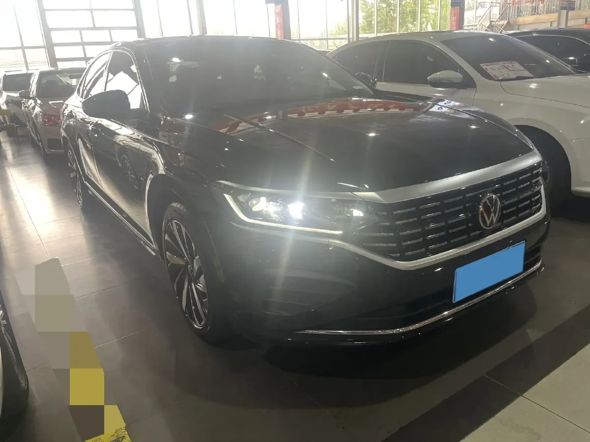 2024 Volkswagen Passat 2.0T 186HP L4 7DCT,autocango,china used car exporter,china ev exporter,chinese used car exporter,chinese used ev exporter