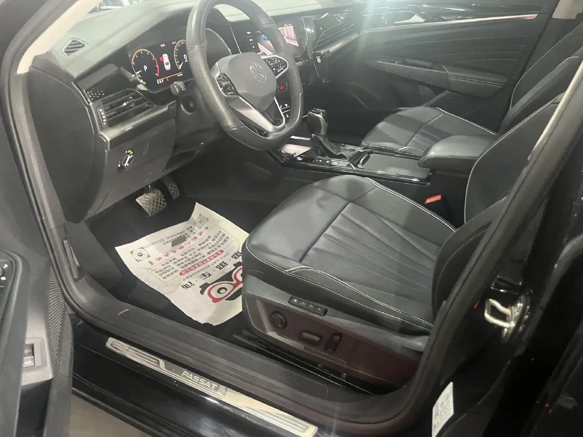 2024 Volkswagen Passat 2.0T 186HP L4 7DCT,autocango,china used car exporter,china ev exporter,chinese used car exporter,chinese used ev exporter