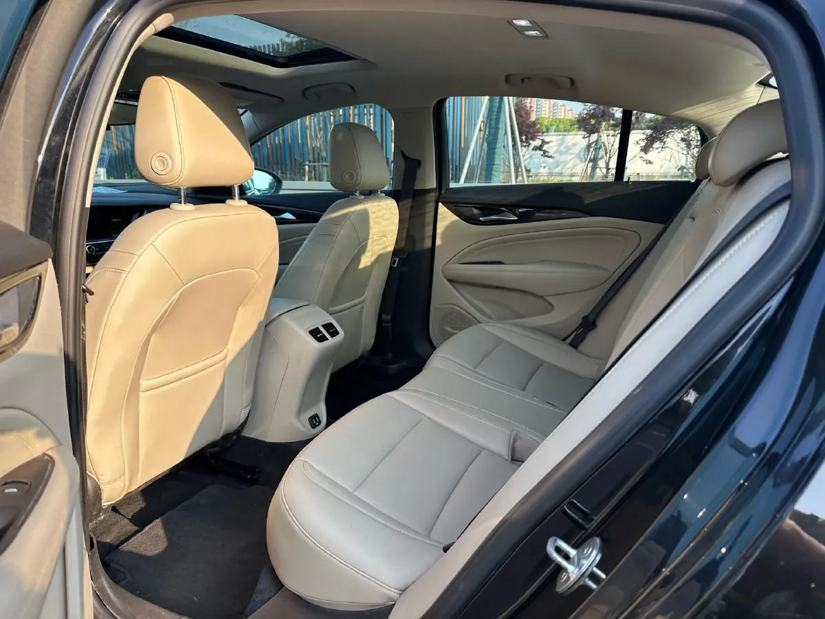 2020 Buick Regal 1.5T 169HP L4 9AT,autocango,china used car exporter,china ev exporter,chinese used car exporter,chinese used ev exporter