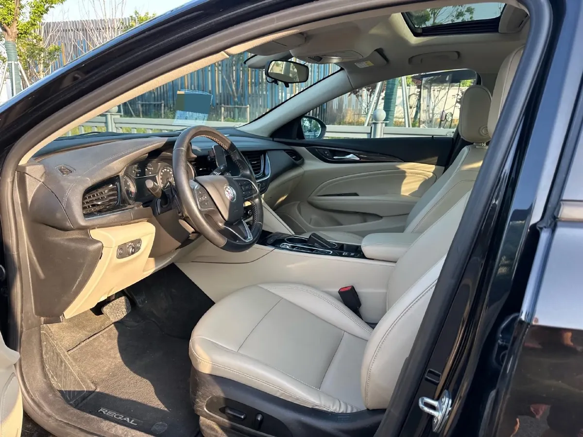 2020 Buick Regal 1.5T 169HP L4 9AT,autocango,china used car exporter,china ev exporter,chinese used car exporter,chinese used ev exporter