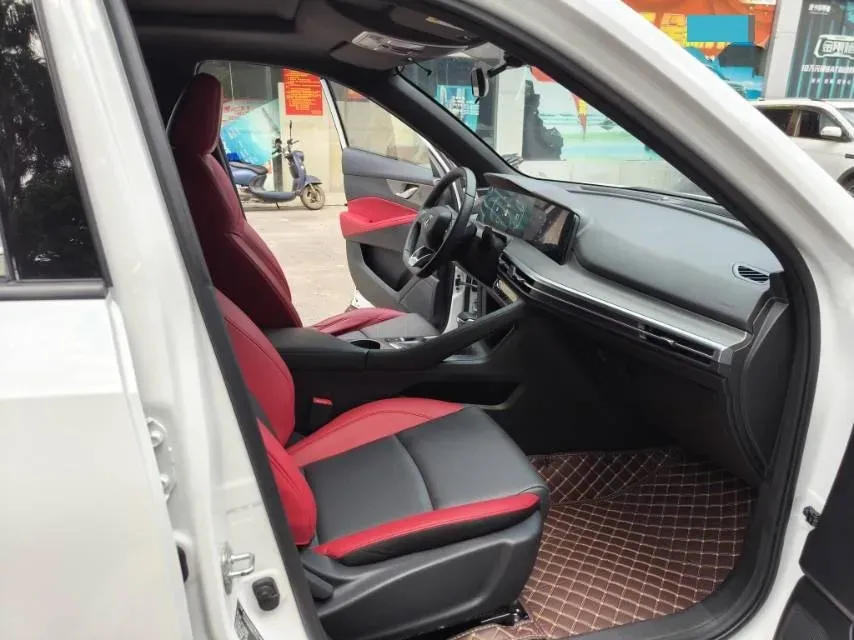 2021 ChangAn CS35 Plus 1.4T 160HP L4 7DCT,autocango,china used car exporter,china ev exporter,chinese used car exporter,chinese used ev exporter