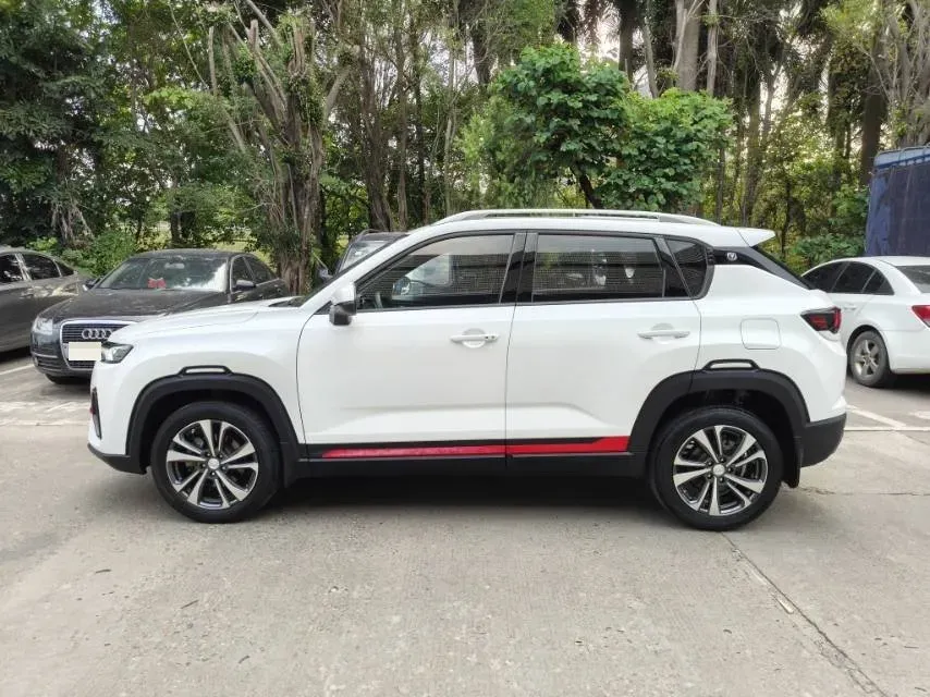 2021 ChangAn CS35 Plus 1.4T 160HP L4 7DCT,autocango,china used car exporter,china ev exporter,chinese used car exporter,chinese used ev exporter
