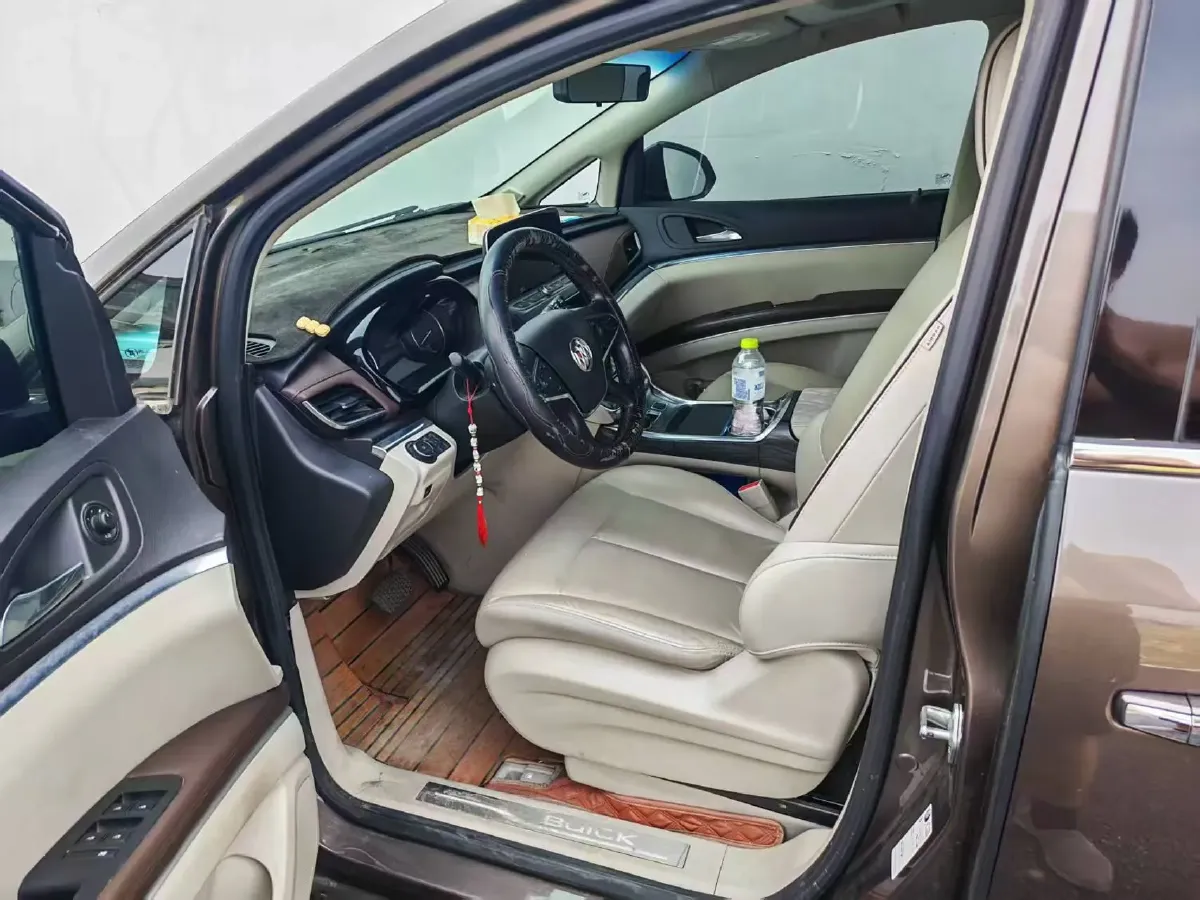 2020 Buick GL8 2.0T 237HP L4 9AT,autocango,china used car exporter,china ev exporter,chinese used car exporter,chinese used ev exporter