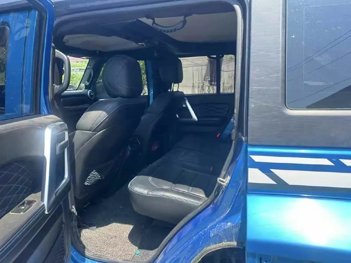2019 Beijing BJ40 2.3T 231HP L4 6AT,autocango,china used car exporter,china ev exporter,chinese used car exporter,chinese used ev exporter