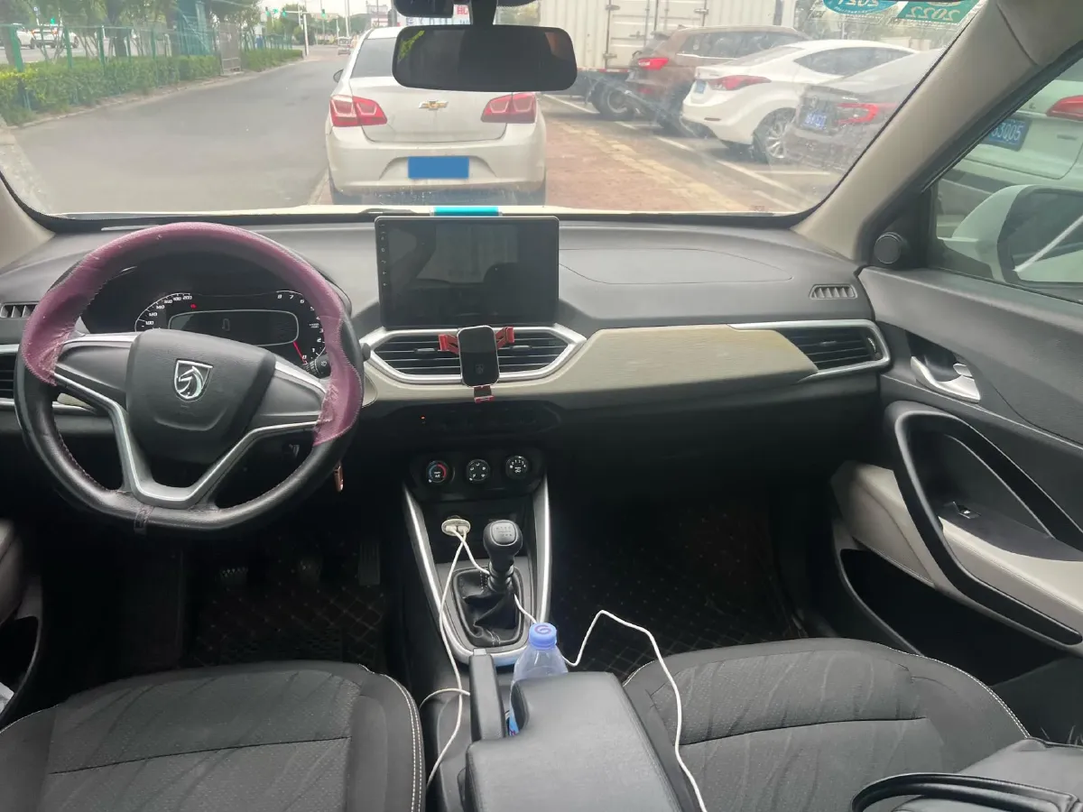 2019 BaoJun 510 1.5L 112HP L4 6MT,autocango,china used car exporter,china ev exporter,chinese used car exporter,chinese used ev exporter