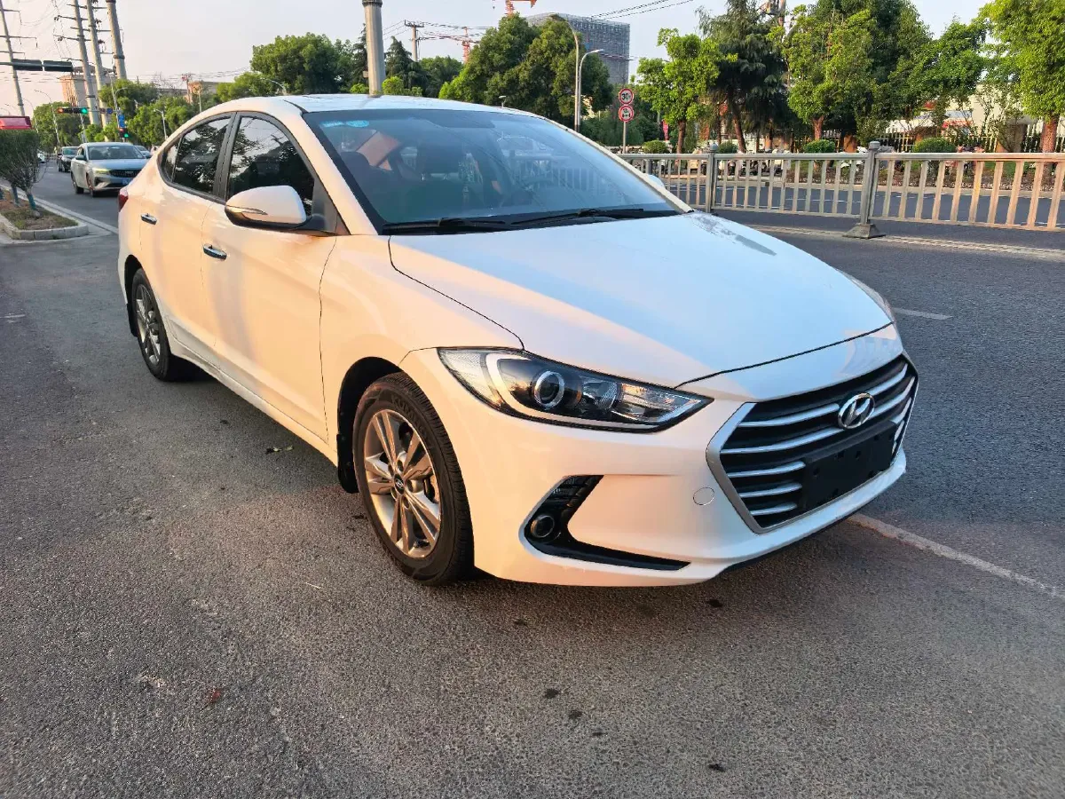 2016 Hyundai Elantra 1.6L 128HP L4 6MT,autocango,china used car exporter,china ev exporter,chinese used car exporter,chinese used ev exporter