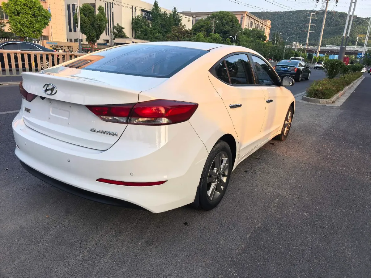 2016 Hyundai Elantra 1.6L 128HP L4 6MT,autocango,china used car exporter,china ev exporter,chinese used car exporter,chinese used ev exporter