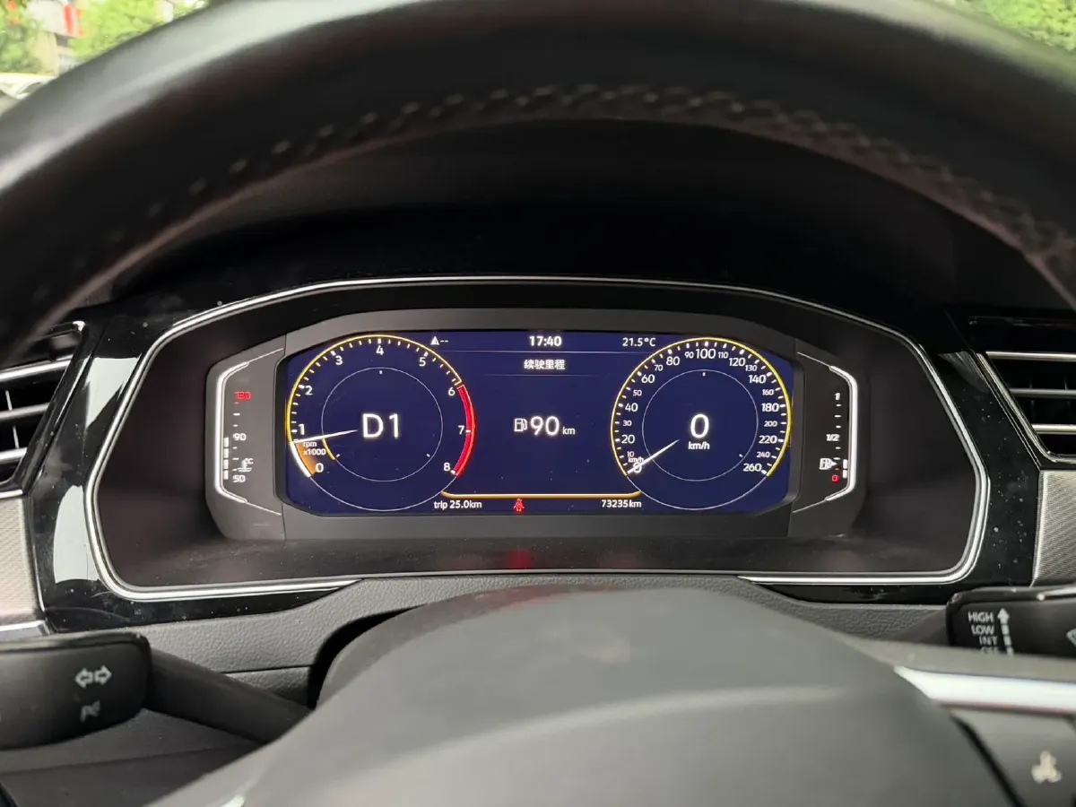 2020 Volkswagen Magotan 2.0T 186HP L4 7DCT,autocango,china used car exporter,china ev exporter,chinese used car exporter,chinese used ev exporter
