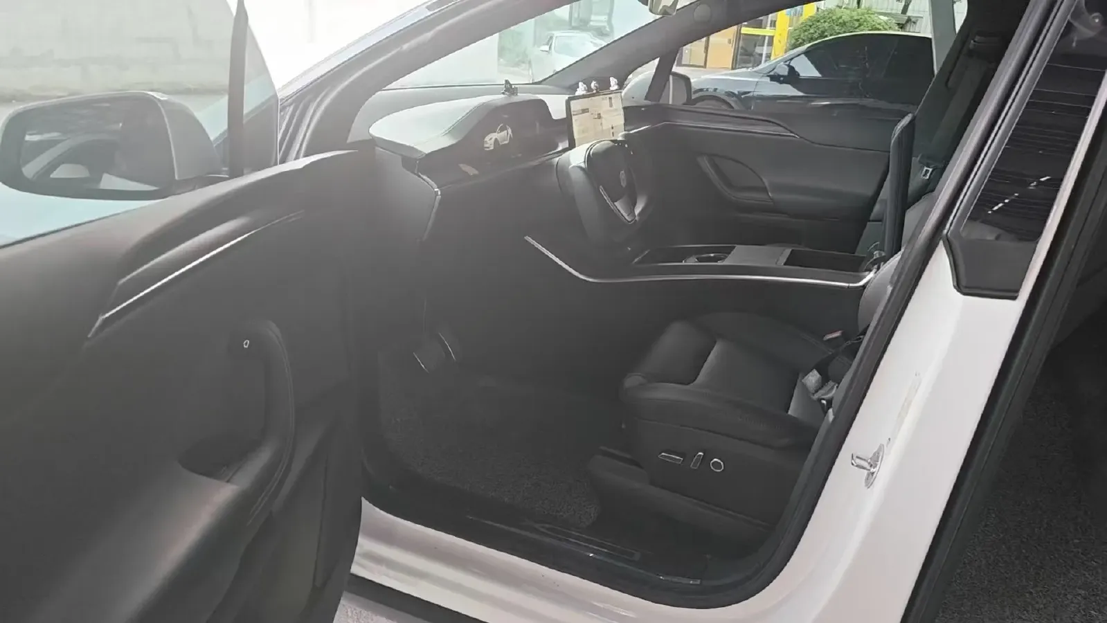 2023 Tesla Model X BEV 100KWH,autocango,china used car exporter,china ev exporter,chinese used car exporter,chinese used ev exporter