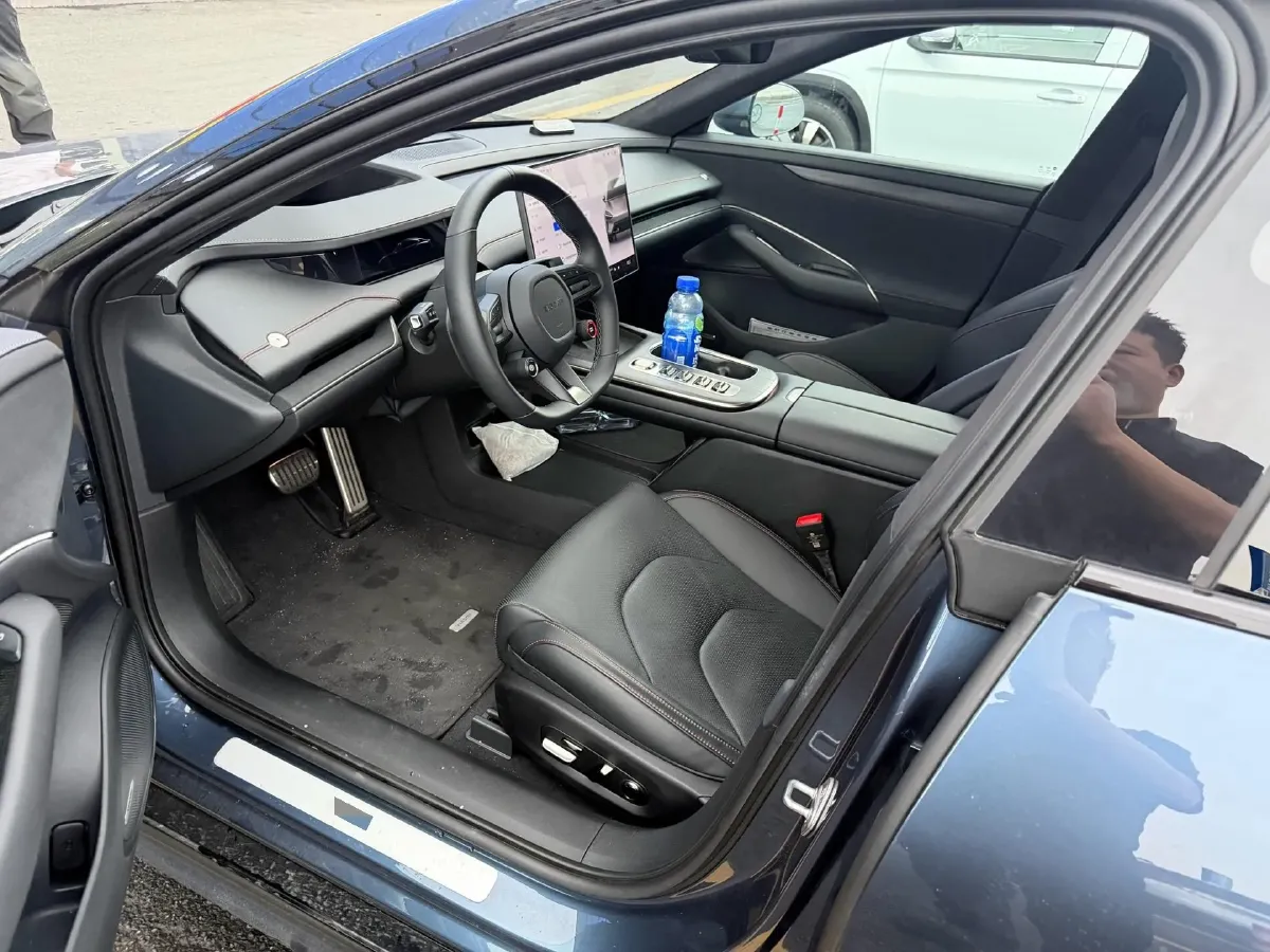 2024 MI SU7 BEV 101KWH,autocango,china used car exporter,china ev exporter,chinese used car exporter,chinese used ev exporter