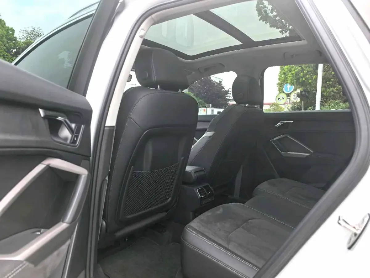 2022 Audi Q3 1.4T 150HP L4 7DCT,autocango,china used car exporter,china ev exporter,chinese used car exporter,chinese used ev exporter