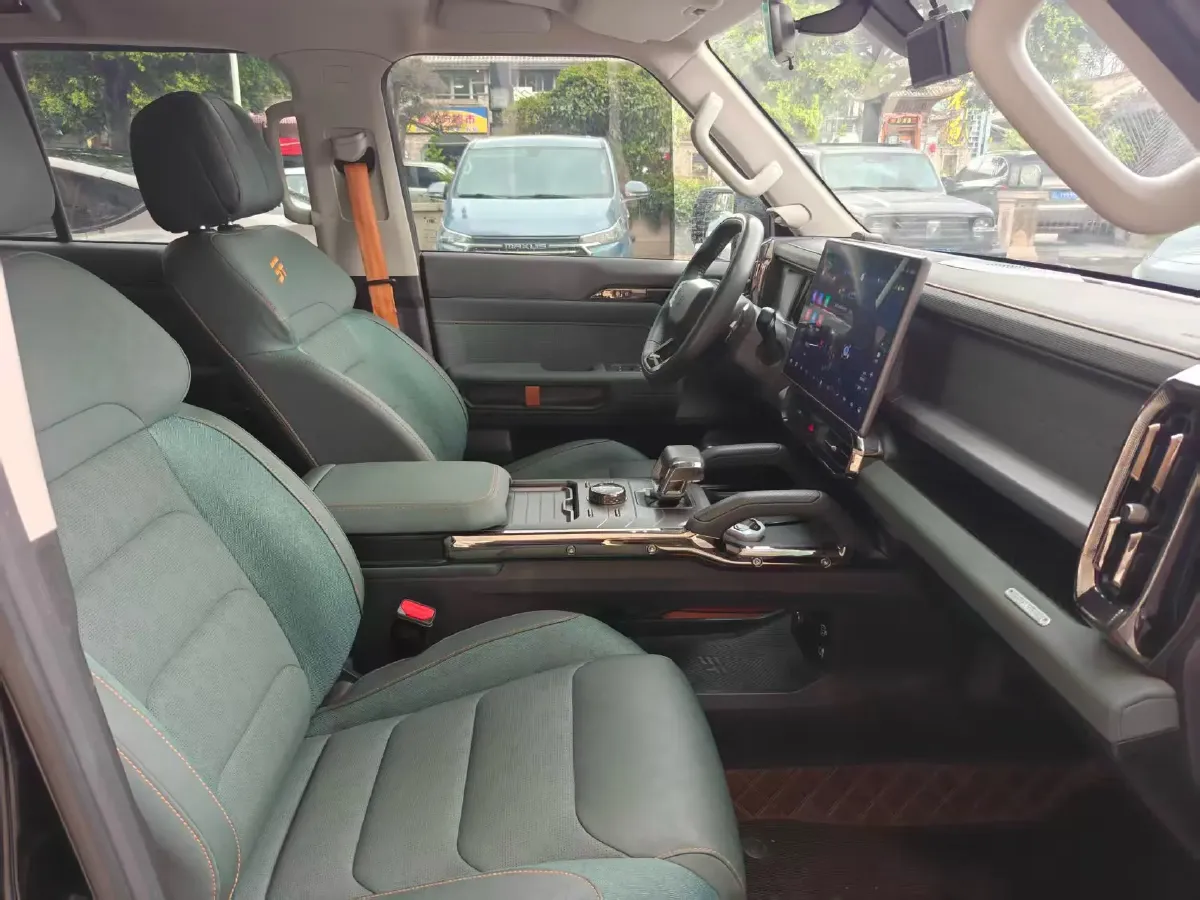 2023 Jetour Traveller 1.5T 184HP L4 7DCT,autocango,china used car exporter,china ev exporter,chinese used car exporter,chinese used ev exporter