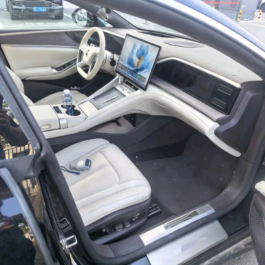 2024 Denza DenzaZ9 2.0T 207HP L4 E-CVT PHEV 38.5KWH,autocango,china used car exporter,china ev exporter,chinese used car exporter,chinese used ev exporter