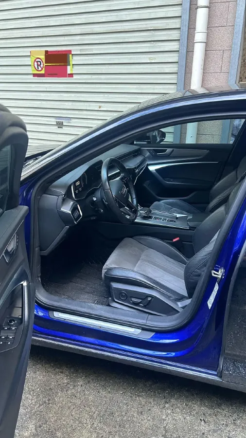 2019 Mercedes-Benz E Class 1.5T 184HP L4 9AT,autocango,china used car exporter,china ev exporter,chinese used car exporter,chinese used ev exporter