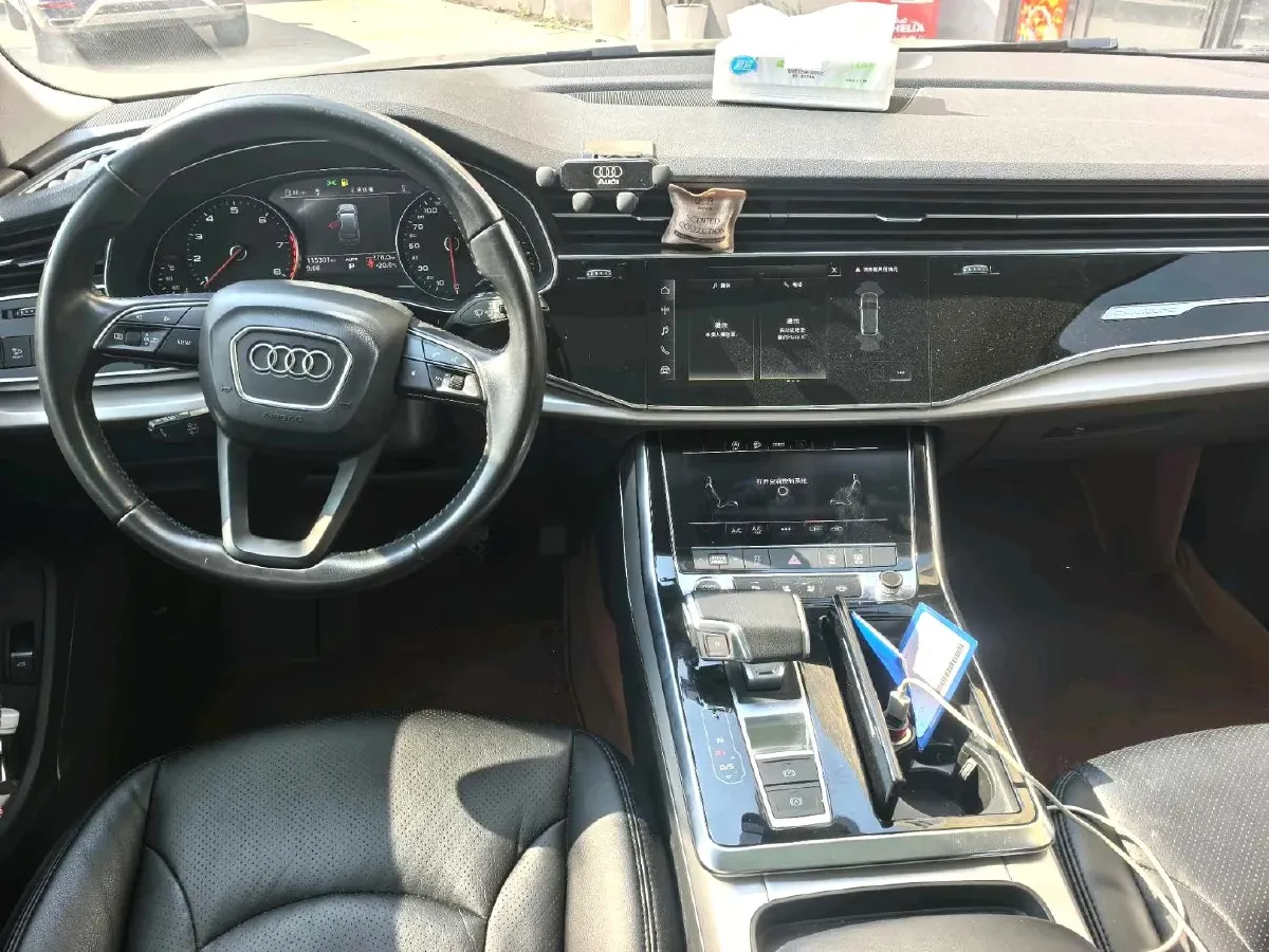 2020 Audi Q7 3.0T 340HP V6 8AT,autocango,china used car exporter,china ev exporter,chinese used car exporter,chinese used ev exporter