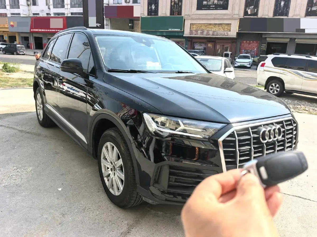 2020 Audi Q7 3.0T 340HP V6 8AT,autocango,china used car exporter,china ev exporter,chinese used car exporter,chinese used ev exporter
