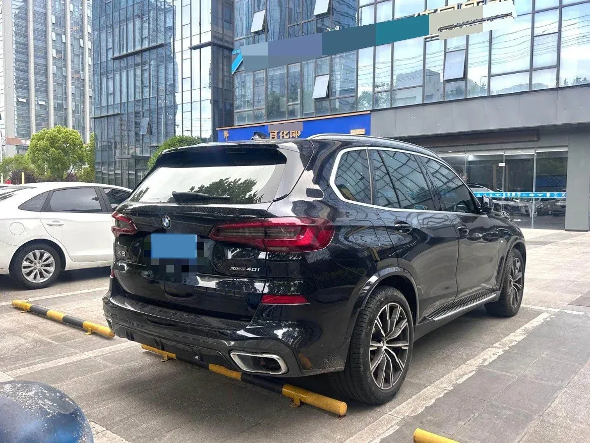 2021 BMW X5 2.0T 265HP L4 8AT,autocango,china used car exporter,china ev exporter,chinese used car exporter,chinese used ev exporter