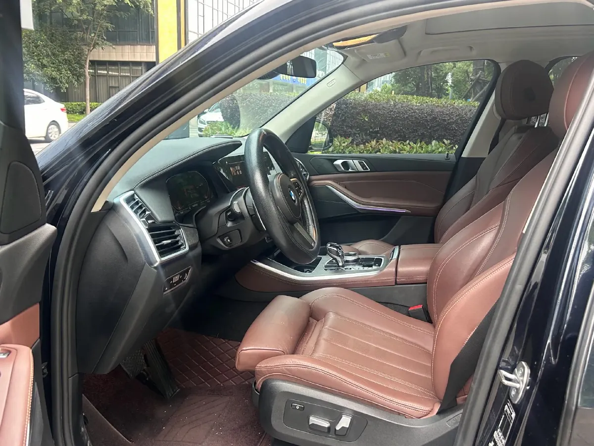 2021 BMW X5 2.0T 265HP L4 8AT,autocango,china used car exporter,china ev exporter,chinese used car exporter,chinese used ev exporter