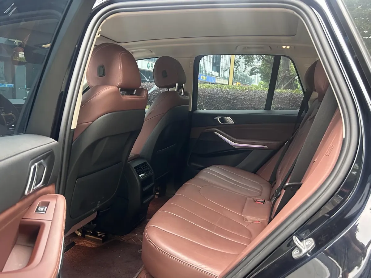2021 BMW X5 2.0T 265HP L4 8AT,autocango,china used car exporter,china ev exporter,chinese used car exporter,chinese used ev exporter