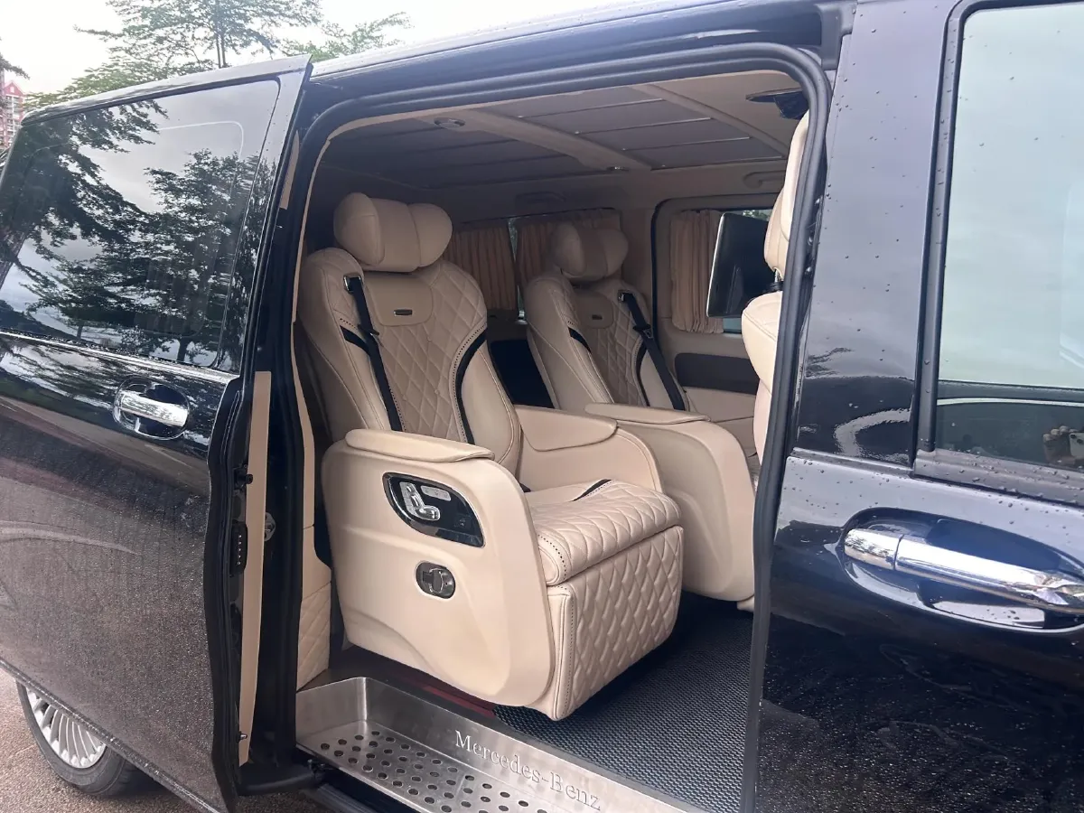 2018 Mercedes-Benz Vito 2.0T 211HP L4 7AT,autocango,china used car exporter,china ev exporter,chinese used car exporter,chinese used ev exporter