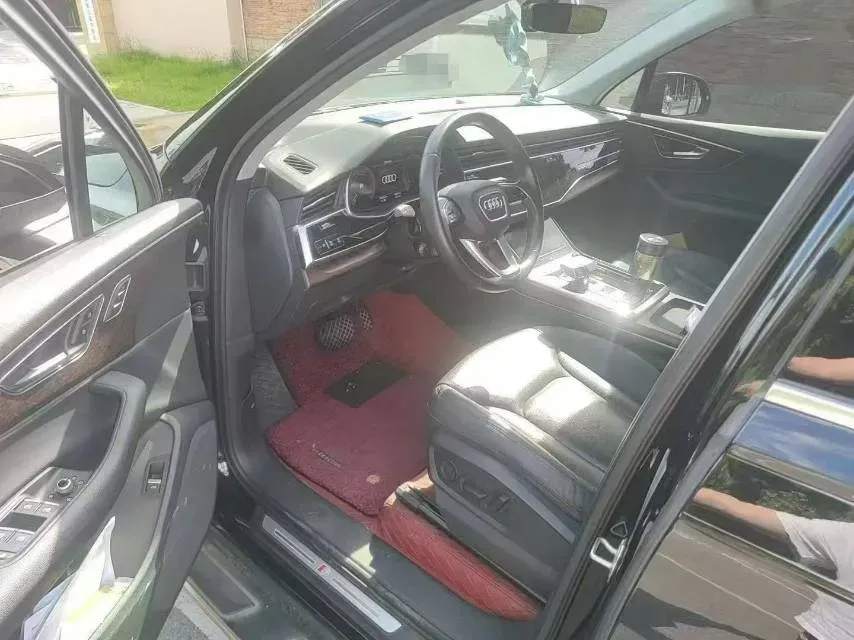 2021 Audi Q7 3.0T 340HP V6 8AT,autocango,china used car exporter,china ev exporter,chinese used car exporter,chinese used ev exporter