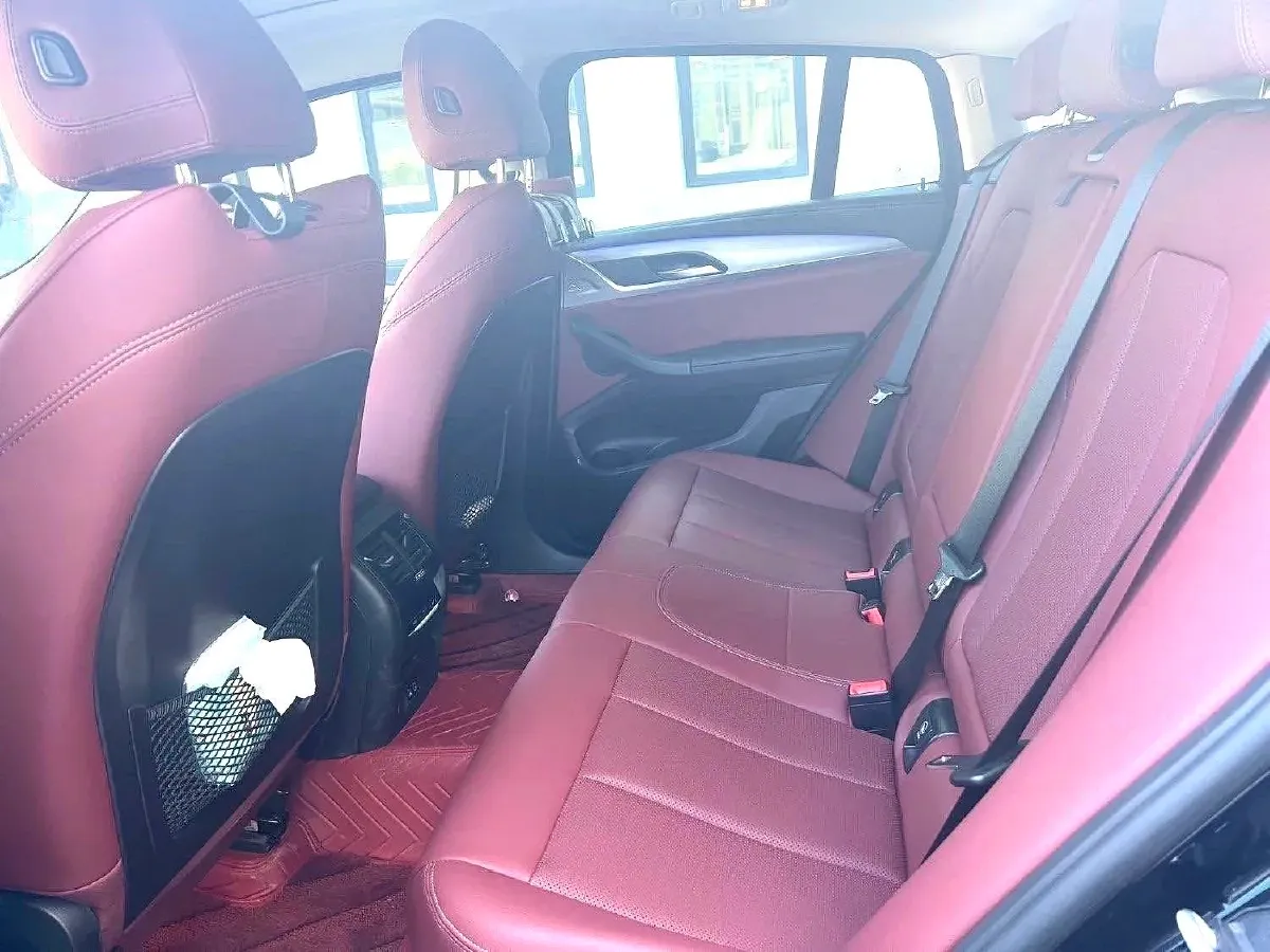 2022 BMW X4 2.0T 245HP L4 8AT,autocango,china used car exporter,china ev exporter,chinese used car exporter,chinese used ev exporter