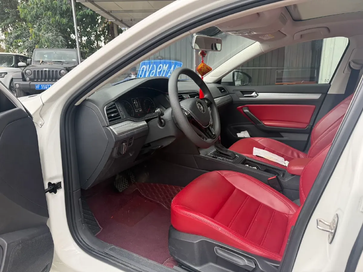 2019 Volkswagen Lamando 1.4T 131HP L4 7DCT,autocango,china used car exporter,china ev exporter,chinese used car exporter,chinese used ev exporter