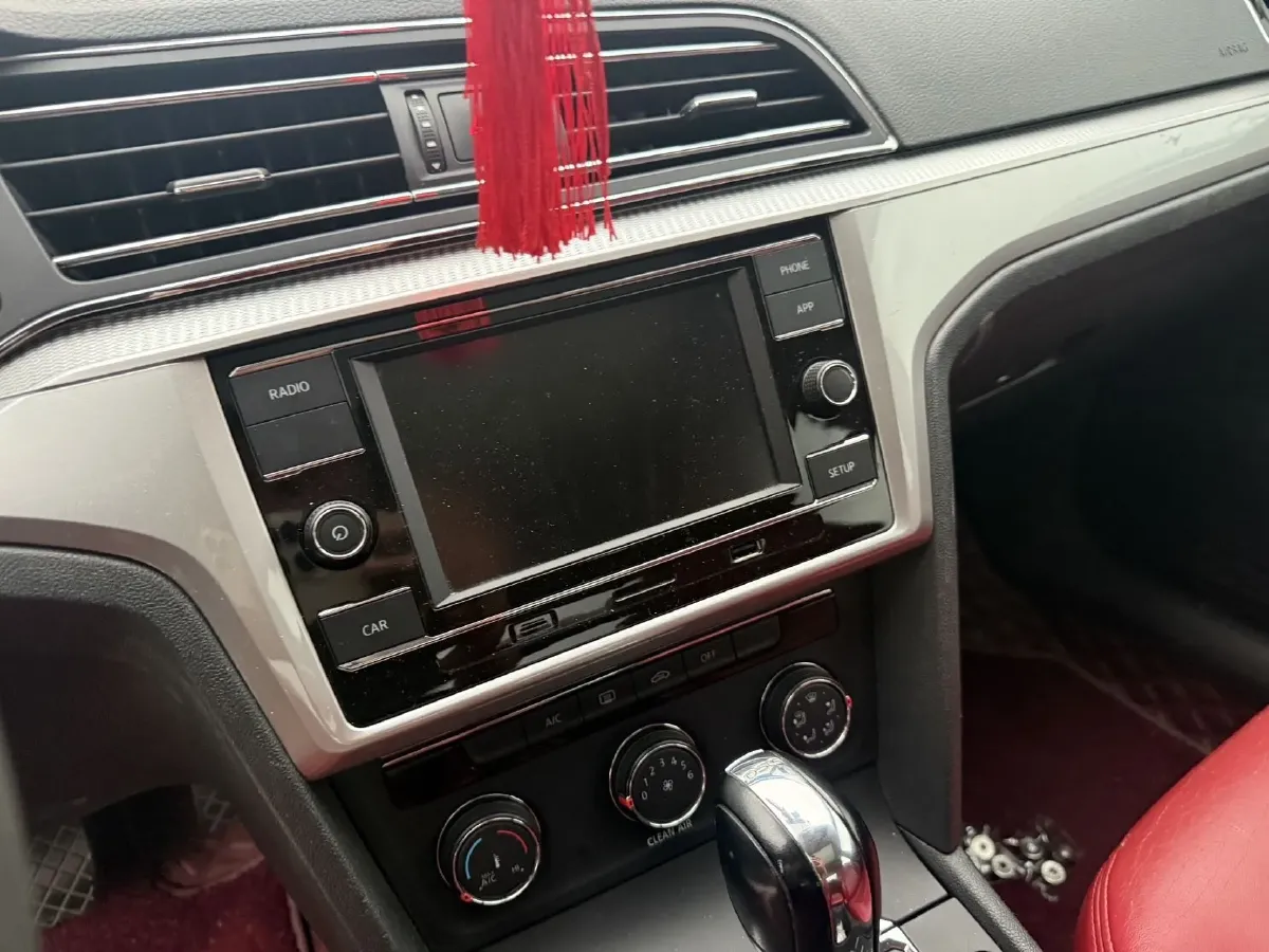 2019 Volkswagen Lamando 1.4T 131HP L4 7DCT,autocango,china used car exporter,china ev exporter,chinese used car exporter,chinese used ev exporter